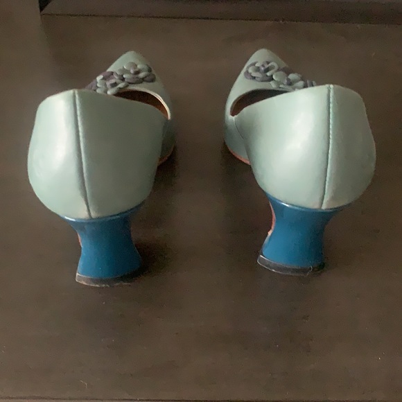 John Fluevog Desmond 2.0 shoes 6 - Picture 3 of 4